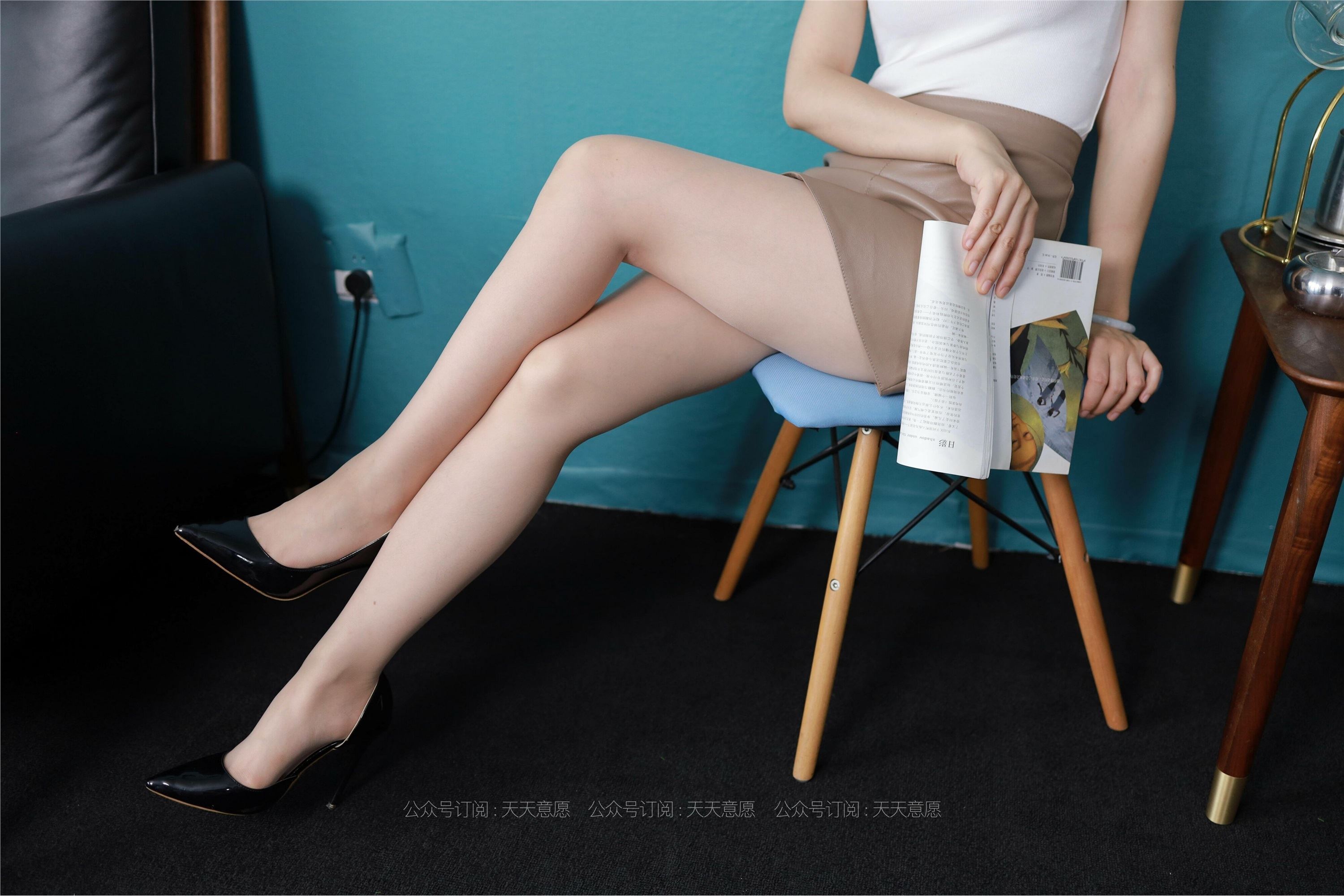 IESS异思趣向  2021.06.27 丝享家845：小婕《书中颜如玉》